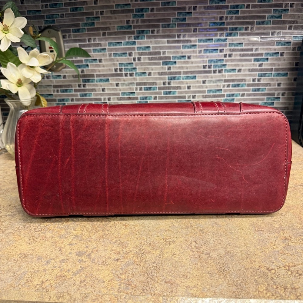 NWT Frye Melissa Shopper Berry Lacquer tote purse - Picture 6 of 7